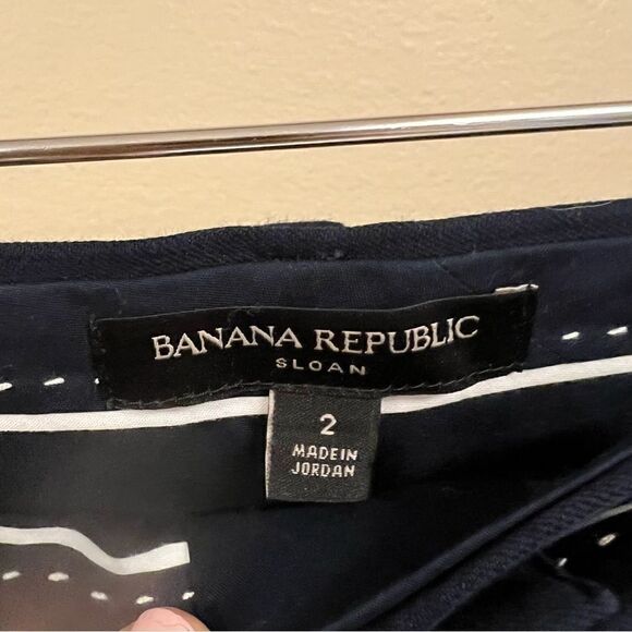 Banana Republic navy Sloan fit pants.  Size 2 - Picture 6 of 8